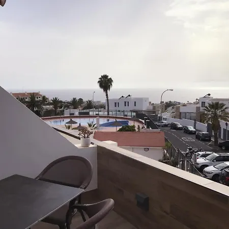 Apartament Junior Modern Suit Апартаменты Адехе