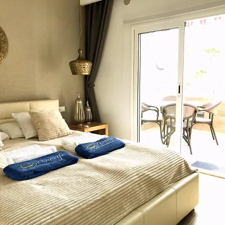Apartament Junior Modern Suit شقة